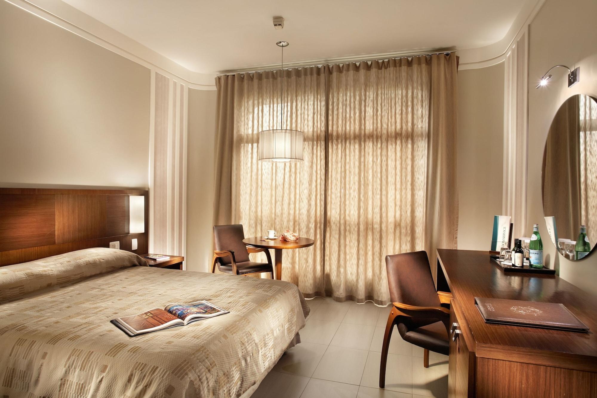 Parque Balneario Hotel Santos By Castelo Itaipava Kültér fotó A room at the hotel