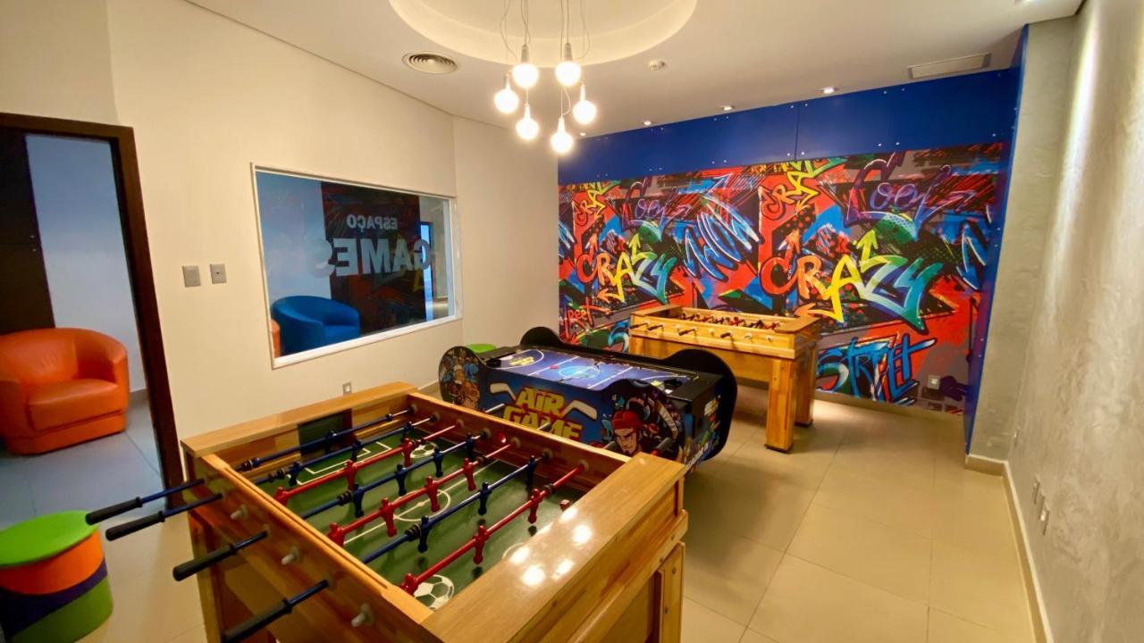 Parque Balneario Hotel Santos By Castelo Itaipava Kültér fotó The games room at the BBC Radio Manchester studios